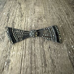 Vintage Sterling Silver Marcasite Bow Brooch